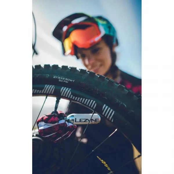 Pumpa na bicykel LEZYNE TWIN KIT 25G