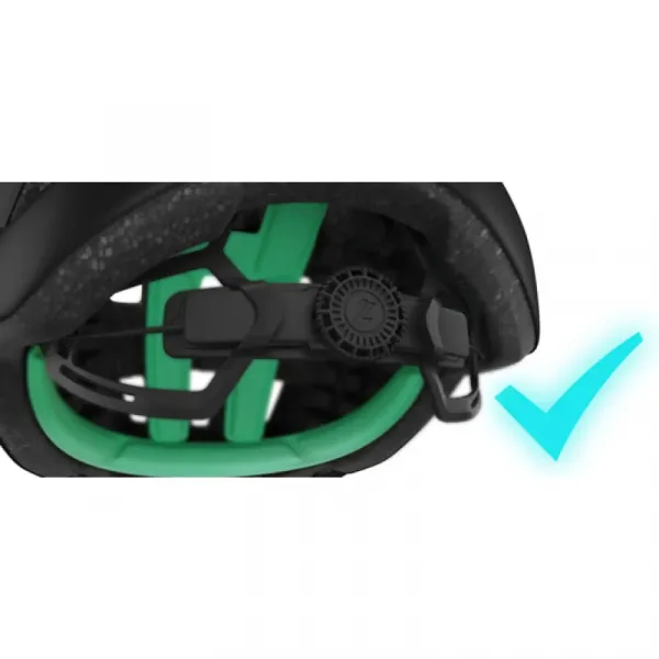 Cyklistická prilba LAZER KODAX KinetiCore