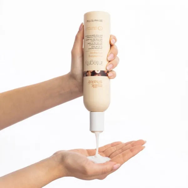 milk_shake® Integrity Nourishing Gift Set darčeková sada pre všetky typy vlasov