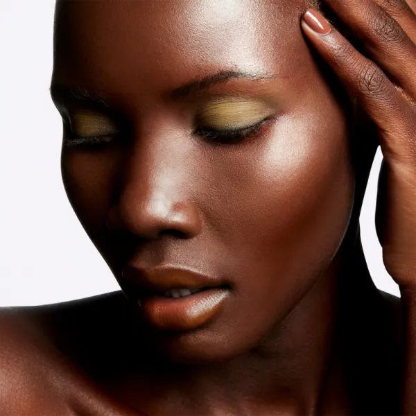 MAC Cosmetics Mineralize Skinfinish zapečený rozjasňujúci púder odtieň Gold Deposit 10 g