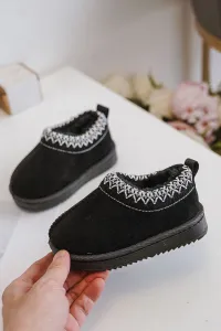 Children's ankle snow boots on a platform insulated with fur black Vilabria