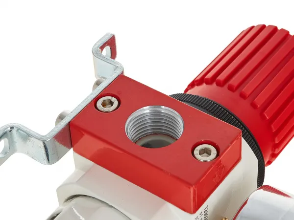 Tvardy filter-regulátor vzduchu 1/2" s manometrom