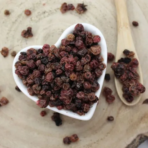 Brusnica obyčajná - plod celý - Vaccinium vitis - Fructus vitis idaeae Emerosa 50 g