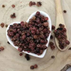 Brusnica obyčajná - plod celý - Vaccinium vitis - Fructus vitis idaeae Emerosa 50 g