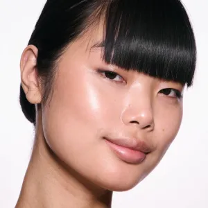 MAC Cosmetics Skinfinish Lightstruck tekutý rozjasňovač odtieň Bubbled Over 15 ml