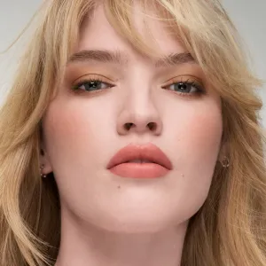 Estée Lauder Pure Color The Essential Eyeshadow Quad paletka očných tieňov s aplikátorom odtieň Gallery Hop 4 g