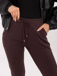 Dámske tepláky v tmavohnedej farbe