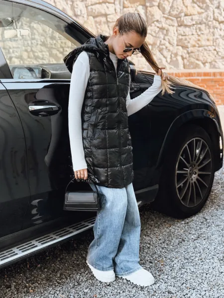 Dámska čierna prešívaná vesta s kapucňou