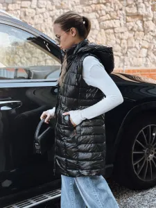 Dámska čierna prešívaná vesta s kapucňou