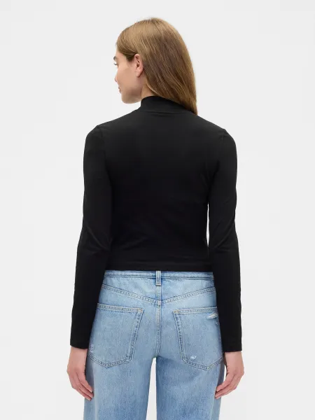 GAP dámske crop tričko s logom