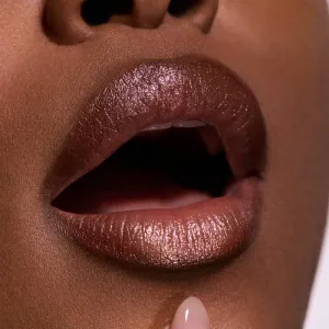 MAC Cosmetics Dazzlelips Crayon trblietavý rúž v ceruzke odtieň Chandelier 1.5 g