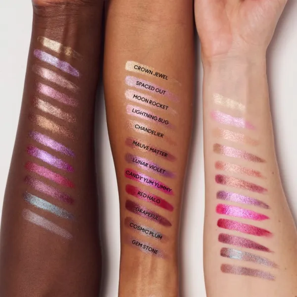 MAC Cosmetics Dazzlelips Crayon trblietavý rúž v ceruzke odtieň Lightning Bug 1.5 g