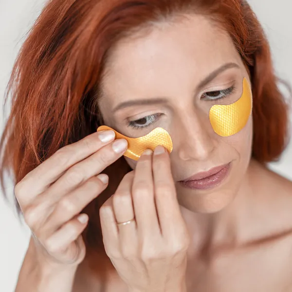 Natuint cosmetics - Spevňujúca maska pod oči