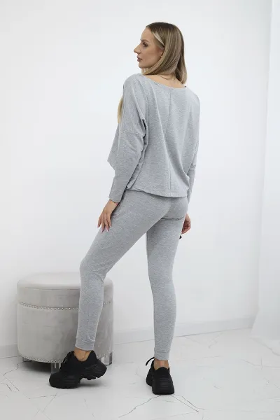 Legínovo Komplet s oversize blúzkou chrpová modrá Farba: Modrá, Veľkosť: UNI