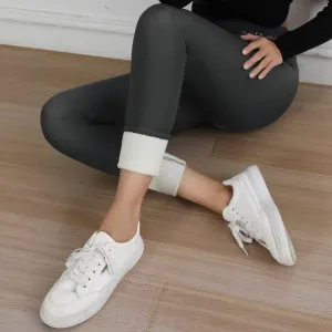 Legínovo Svetlo čierne zateplené legíny Veľkosť: S