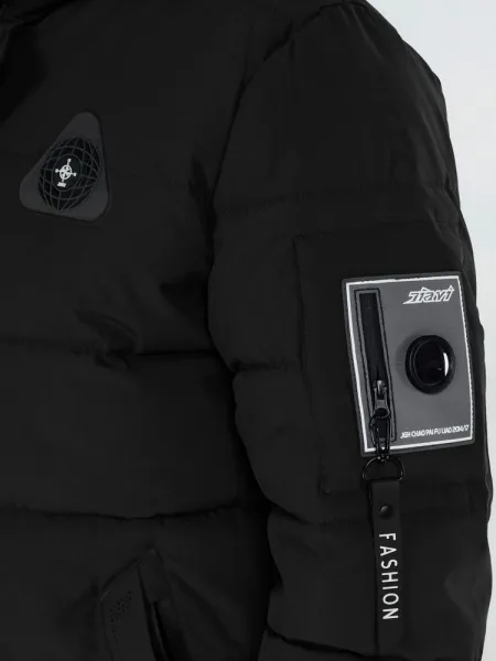 Trendy zimná bunda s kapucňou čierna