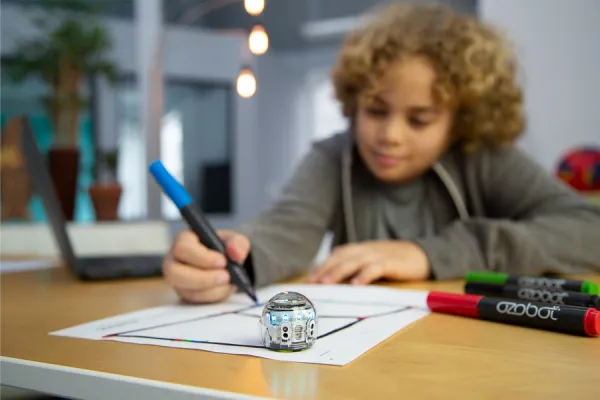 Ozobot Bit+ štartovacia sada OZO-50102BIT