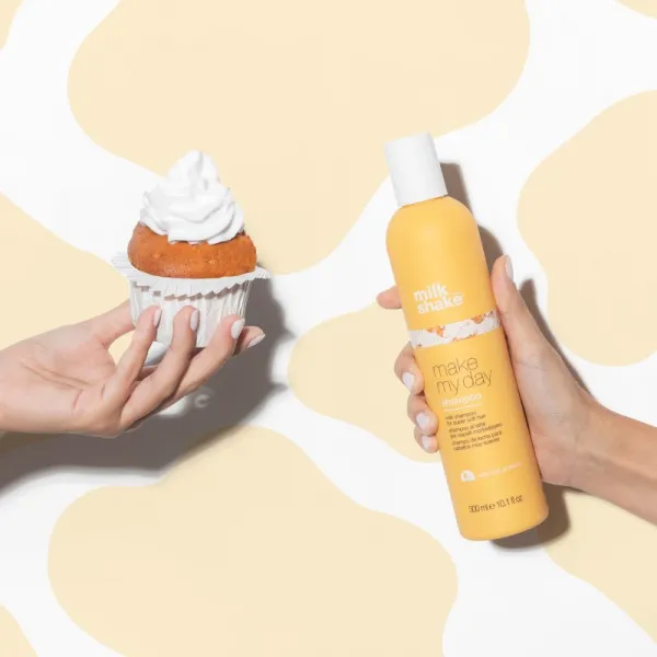 milk_shake® Make My Day Shampoo zjemňujúci šampón pre všetky typy vlasov 300 ml
