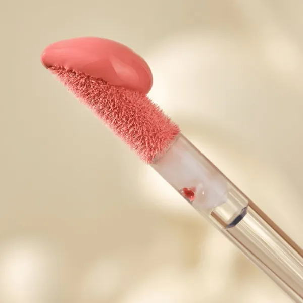 Catrice Hollyglazing tekutá lícenka odtieň C01 Blushin’ through the Snow 2.8 ml