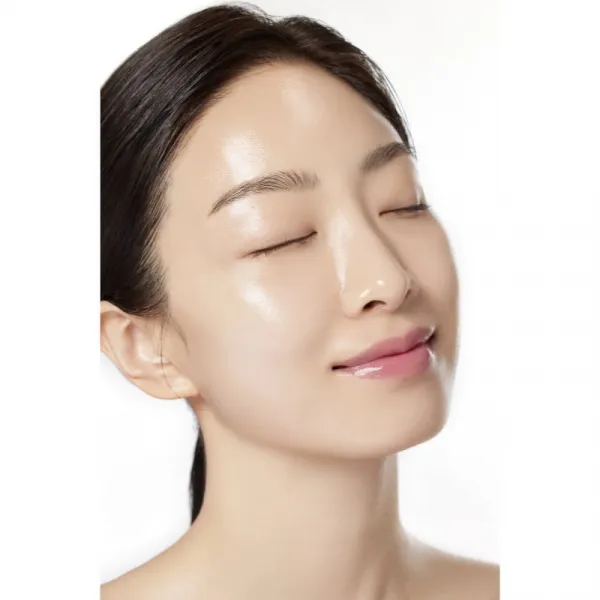 MAMONDE Flora Glow Rose Liquid Mask hydratačná pleťová maska s exfoliačným účinkom 80 ml
