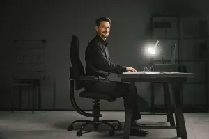 kancelárska stolička SpinaliS NAVIGATOR čierna D904