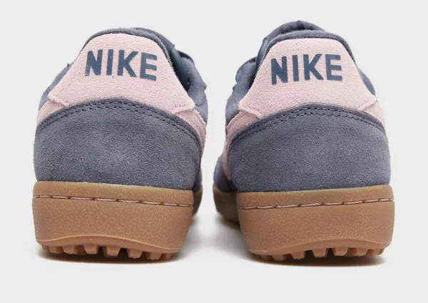 Nike Wmns Field General Suede