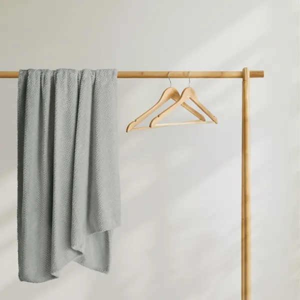 Deka z mikrovlákna DecoKing Toby sivá, veľkosť 150x200