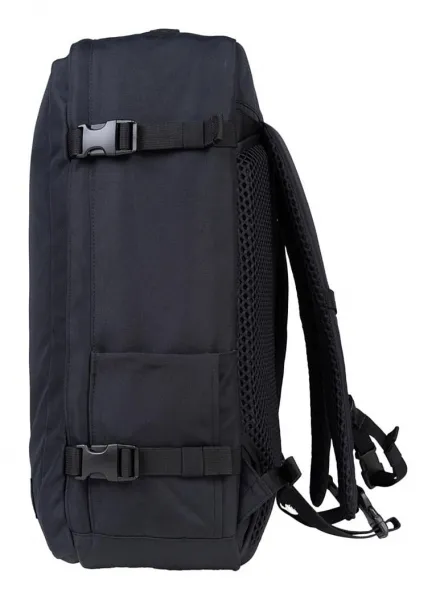 Príručná batožina 55x40x20 CabinZero Classic Plus 42L Absolute Black