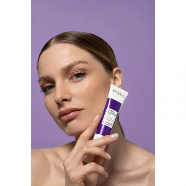 Revuele Retinol Moisturizer SPF 30 intenzívny hydratačný krém proti vráskam SPF 30 40 ml