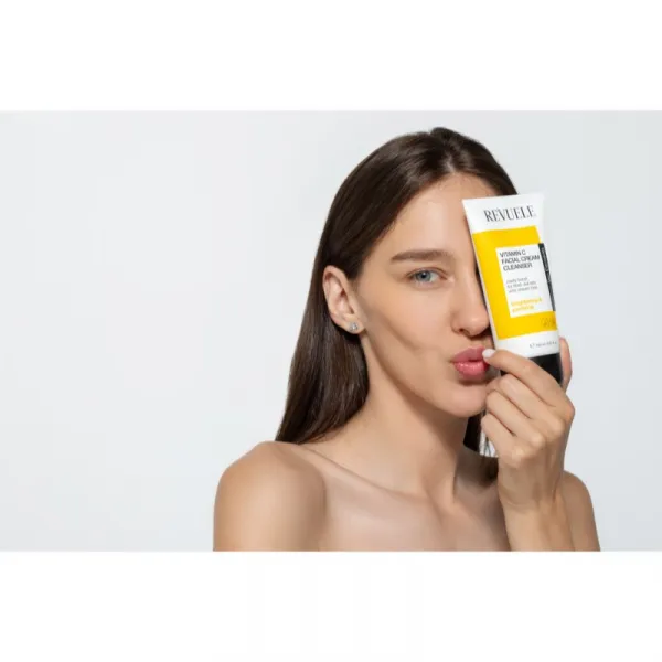 Revuele Vitamin C Facial Cream Cleanser odličovací a čistiaci krém pre rozjasnenie a hydratáciu 150 ml
