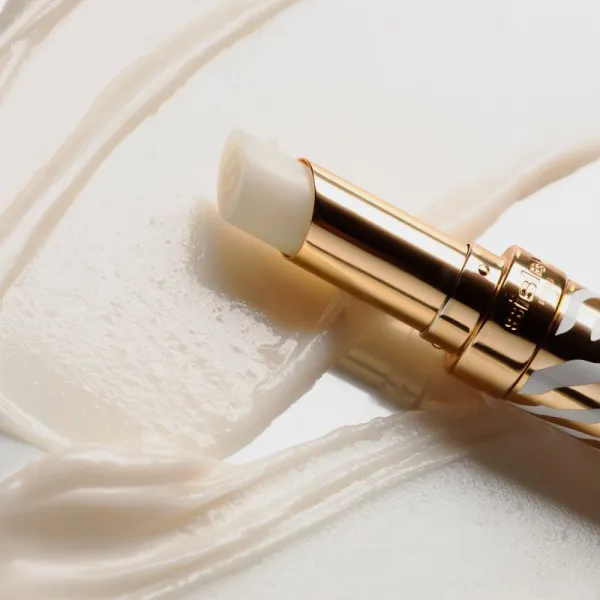 Sisley Phyto-Lip Balm intenzívny hydratačný balzam na pery s vitamínom E odtieň 1 Cloud 3 g