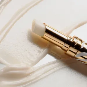 Sisley Phyto-Lip Balm intenzívny hydratačný balzam na pery s vitamínom E odtieň 1 Cloud 3 g