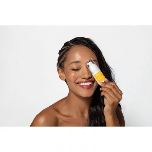 Revuele Glowify A.M. Vibes Power Serum Caffeine + Vitamin E rozjasňujúce sérum na očné okolie 30 ml