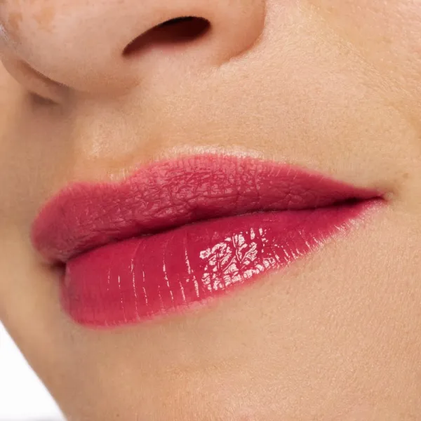 essence Hydra Kiss farba na pery odtieň 06 Berry Crush 4 ml
