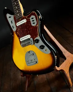 Fender Custom Shop 2024 Jaguar 62 Relic 2TSB