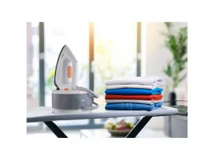 Braun Parná žehliaca stanica CareStyle Compact IS 2132Wh
