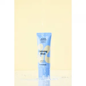 MAMONDE Calming Shot Azulene Suncream ochranný pleťový krém s upokojujúcim účinkom SPF 50+ 35 ml