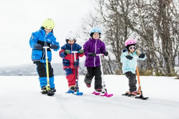 Snežná kolobežka STIGA Snowkick, modrá