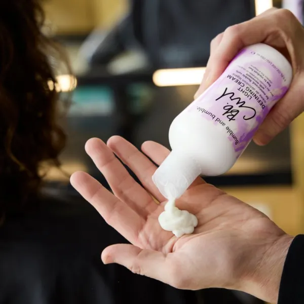 Bumble and bumble Bb. Curl Light Defining Cream stylingový krém pre definíciu vĺn ľahké spevnenie 250 ml