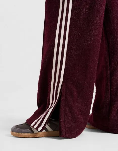 Tepláky adidas Originals Mohair bordová farba, s nášivkou, KS0414