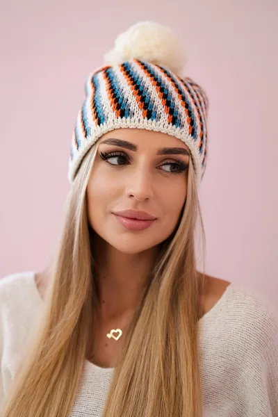 Legínovo Dámska čiapka s brmbolcom Hanna K328 biela + fuksia Farba: Biela, Veľkosť: UNI