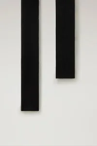 Šál Woolrich Cashmere Ribbed Scarf Black