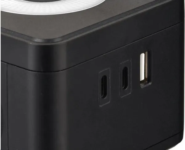 Viking síťový adaptér Y23L, 2x 230 V, 1x USB-A, 2x USB-C, dotykové světlo, černá