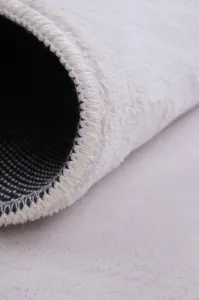 Protišmykový koberec PLUSH krémový
