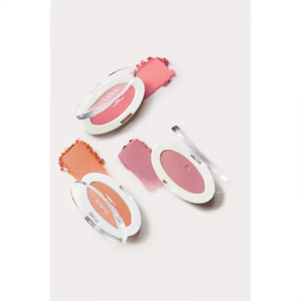 Laka Love Silk Blush púdrová lícenka pre zdravý vzhľad odtieň 703 Icon 5.7 g