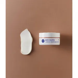 NIVEA Anti-Wrinkle Contouring výhodné balenie pre vyhladenie kontúr 65+