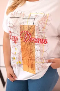 Legínovo Dámska bavlnená blúzka Plus Size s potlačou Day Dream biela + ťavia Farba: Biela, Veľkosť: UNI
