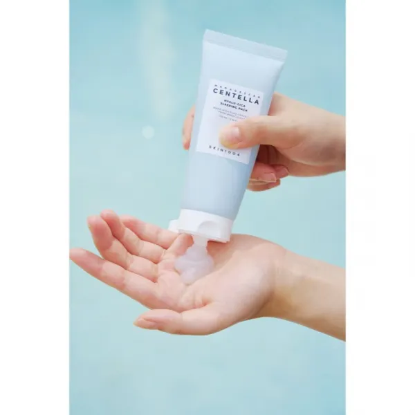 SKIN1004 Madagascar Centella Hyalu-Cica Sleeping Pack zdokonaľujúca a hydratačná maska na noc pre vypnutie pleti 100 ml