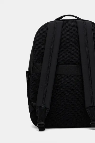 Calvin Klein čierny batoh