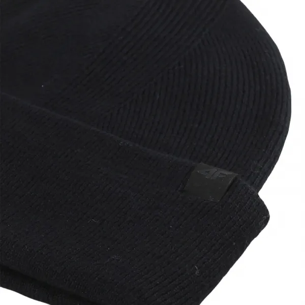 Zimná čiapka 4F CAP WAW25ACAPU556-20S DEEP BLACK